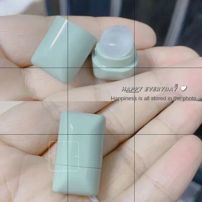 Kuas Bibir Silikon Mini Kuas Concealer Bersudut Kartun Kuas Concealer Lip Gloss Lip Balm Kuas Make Up Grosir