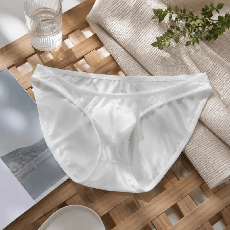 Comfortable Low Waist Men's U-Pouch Underwear Breathable Seamless Satin Silk Briefs Narrow Belt Lingerie Ice Silk Panties Sports