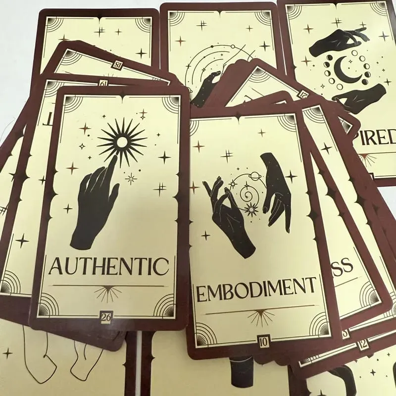 Manifestation oracle card 33 deck 10*6,3cm Αγγλική έκδοση Ταρώ Επιτραπέζια παιχνίδια Through The Deck
