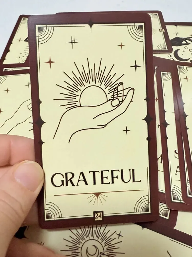 Manifestation oracle card 33 deck 10*6,3cm Αγγλική έκδοση Ταρώ Επιτραπέζια παιχνίδια Through The Deck