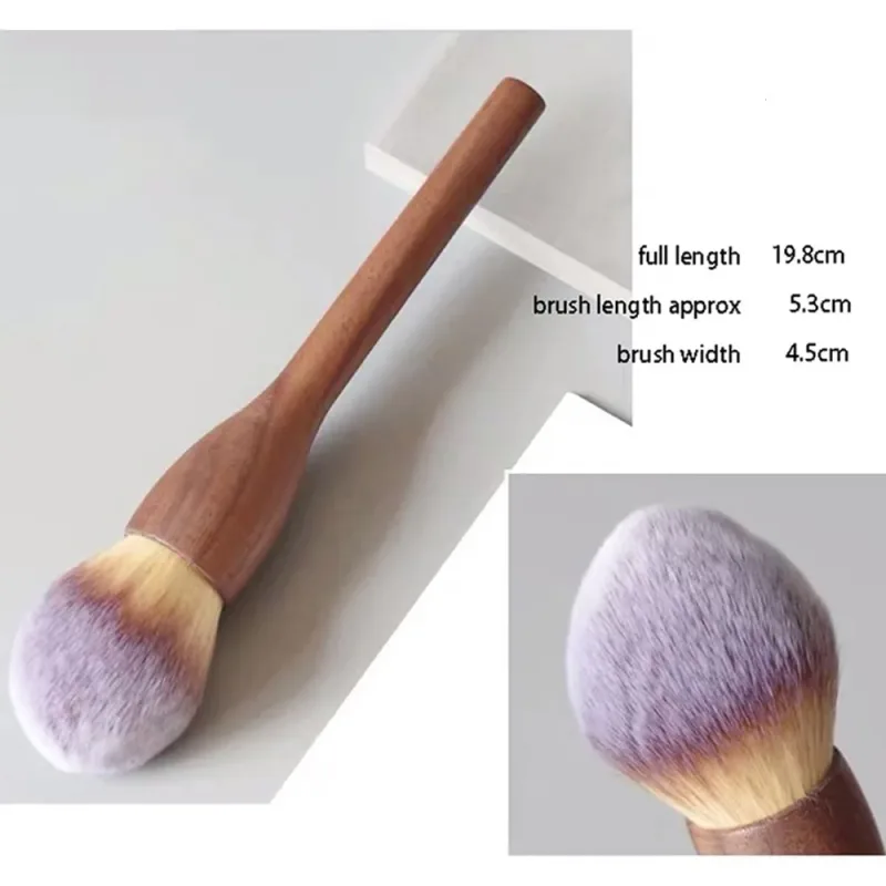 Nya sminkborstar med retro trähandtag Supermjuka valnötslösa Powder Blush Foundation Konturborste Kosmetiska sminkverktyg