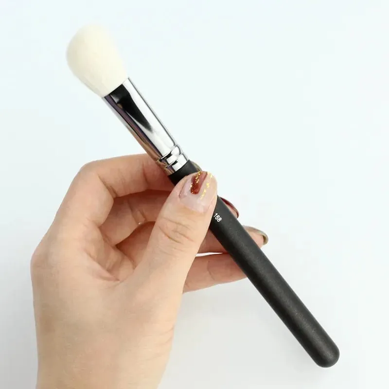 1pc M-serie make-upborstels Poedercontour Oogschaduw Make-upborstel Dierenhaar Houten handvat Hoge kwaliteit cosmetisch hulpmiddel Kunstenaar