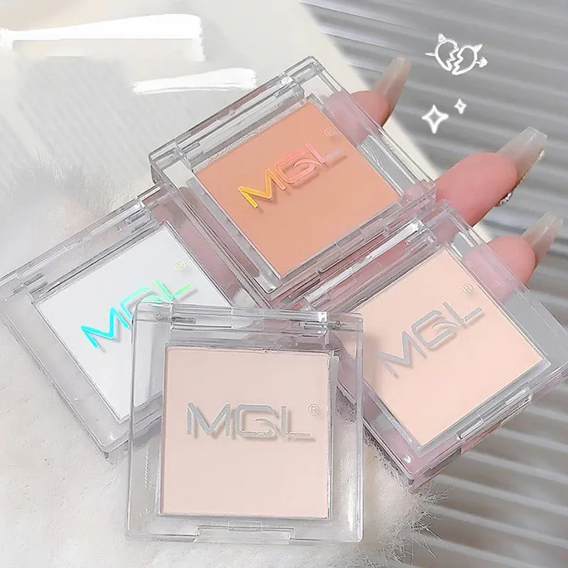 Ματ λευκή μονόχρωμη παλέτα σκιών ματιών Natural 3D Brightening Eyeshadow Highlighter Powder μακράς διαρκείας παλέτα μακιγιάζ ματιών