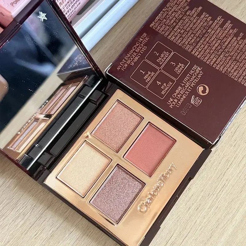 Set Rias CT Terlaris Palet Eyeshadow Empat Warna Bedak Pengaturan Matte Kosmetik Lipstik Kelas Atas Efek Concealer Wajah
