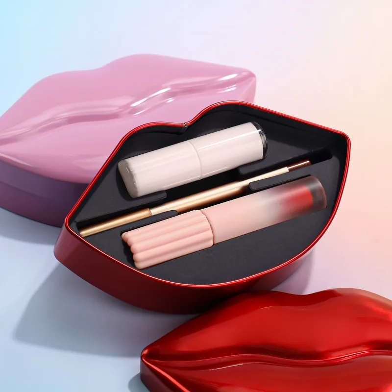Κιτ μακιγιάζ χειλιών Private Label Lip Gloss Pencil Liner Balm Ματ γυαλιστερό Σετ lipgloss Χονδρική 3 σε 1 Κουτί δώρου