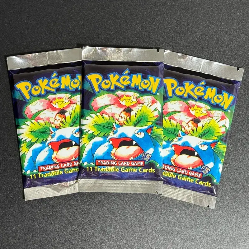 1ST Edition Base Set 1999 Booster Pack TCG Base Set Απεριόριστες κάρτες παιχνιδιών Pokemon Charizard Blastoise Venusaur PTCG Collectible