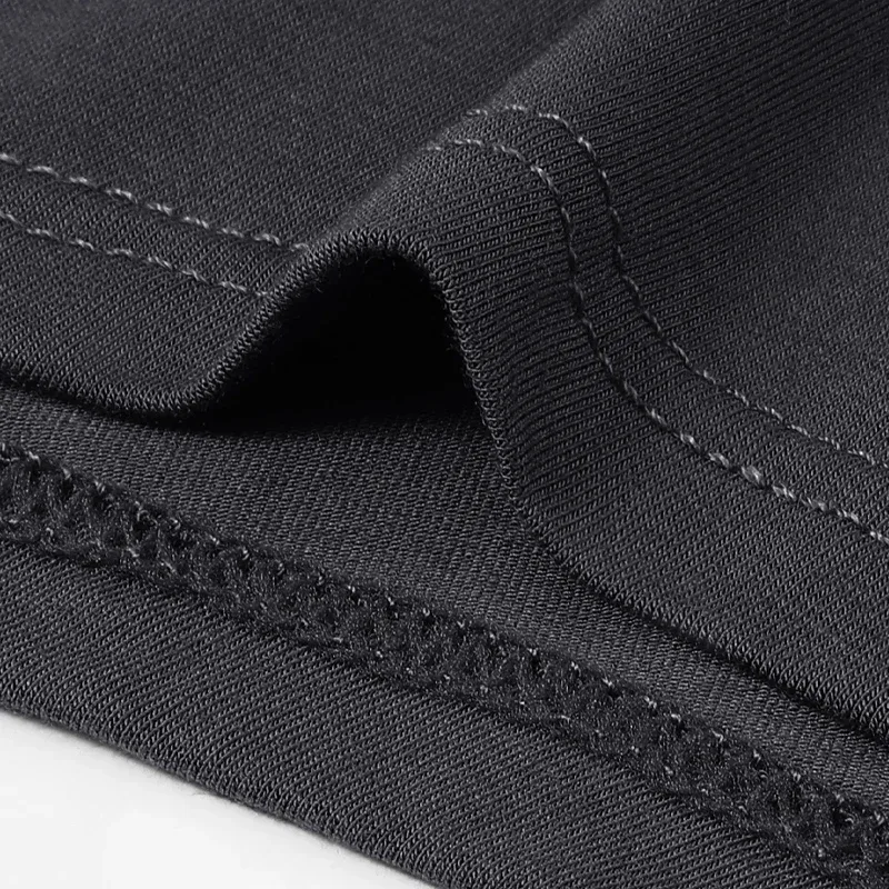 Drapy modal flat pants are lazy and relaxed, and they can be worn outside the house