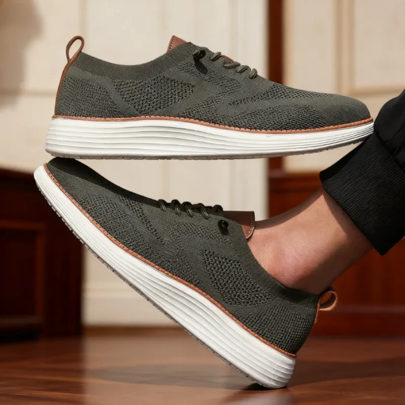 Sepatu Jalan Kasual Pria Sepatu Rajut Jaring Bersirkulasi Sepatu Lari Pria Terlaris Sepatu Lari Bertali Datar Anti-selip Ringan Pria