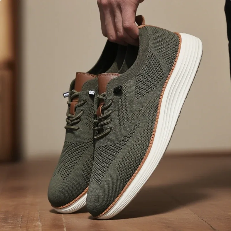 Sepatu Jalan Kasual Pria Sepatu Rajut Jaring Bersirkulasi Sepatu Lari Pria Terlaris Sepatu Lari Bertali Datar Anti-selip Ringan Pria
