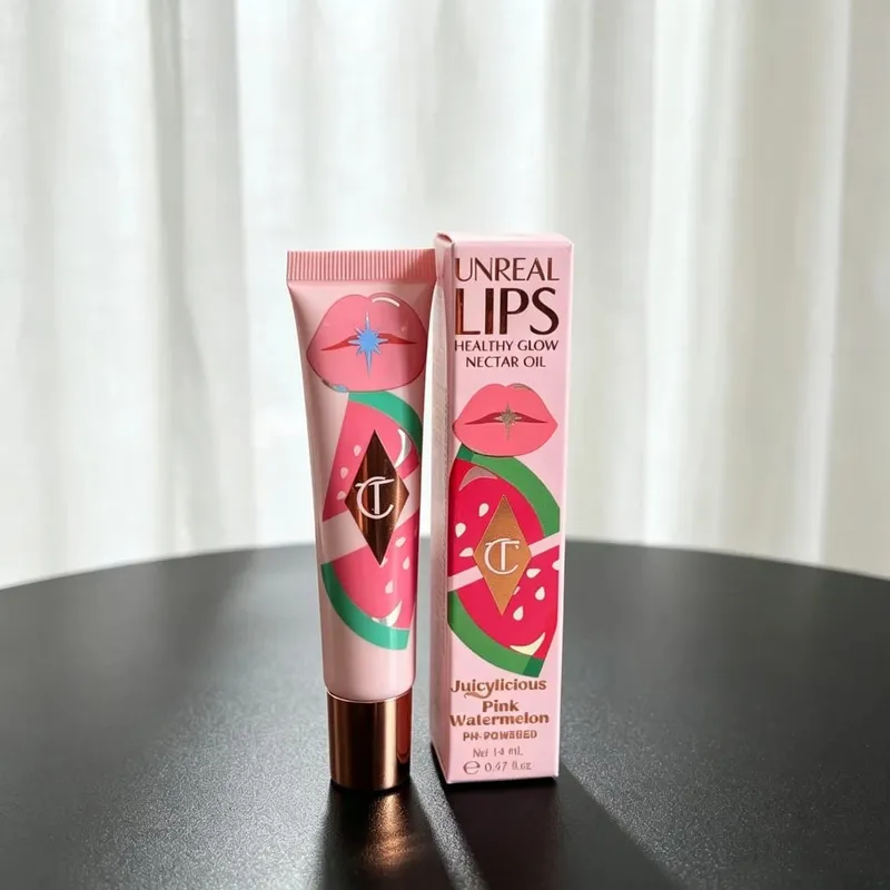 Charlotte Tilbury Lip Gloss Ενυδατικό Ενυδατικό Μεταξένιο Απολέπιση Μεγάλης διάρκειας Απόκρυψη Καθημερινά Καλλυντικά με Συσκευασία
