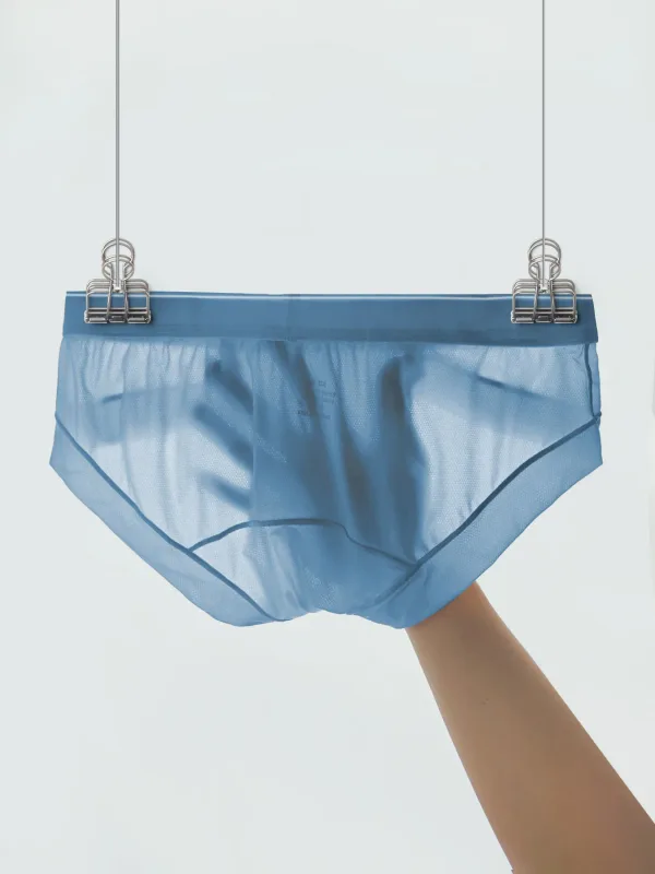 Light Sky Blue Ice Silk Men Low Rise Briefs Ultra Thin Mesh Breathable U Convex Pouch Soft Summer Cool Male Underpants