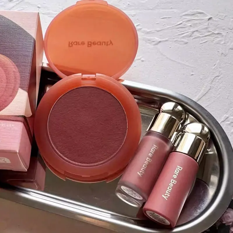 Rare Beauty Easy to Apply Highlighter Eyeshadow Palette Blush Hydrating Brightening Blush πουρέ πατάτας Ενισχύει τις λεπτομέρειες του προσώπου