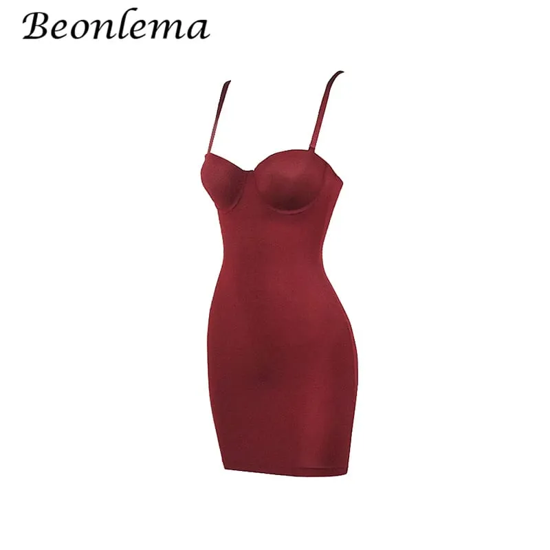 שמלת Bodycon קצרה ללא משענת סקיני רצועות מוצקות קז'ואל סקסית ללא שרוולים קיץ גבוהה מותן מועדון מיני שמלות דקות נשים בייסיק