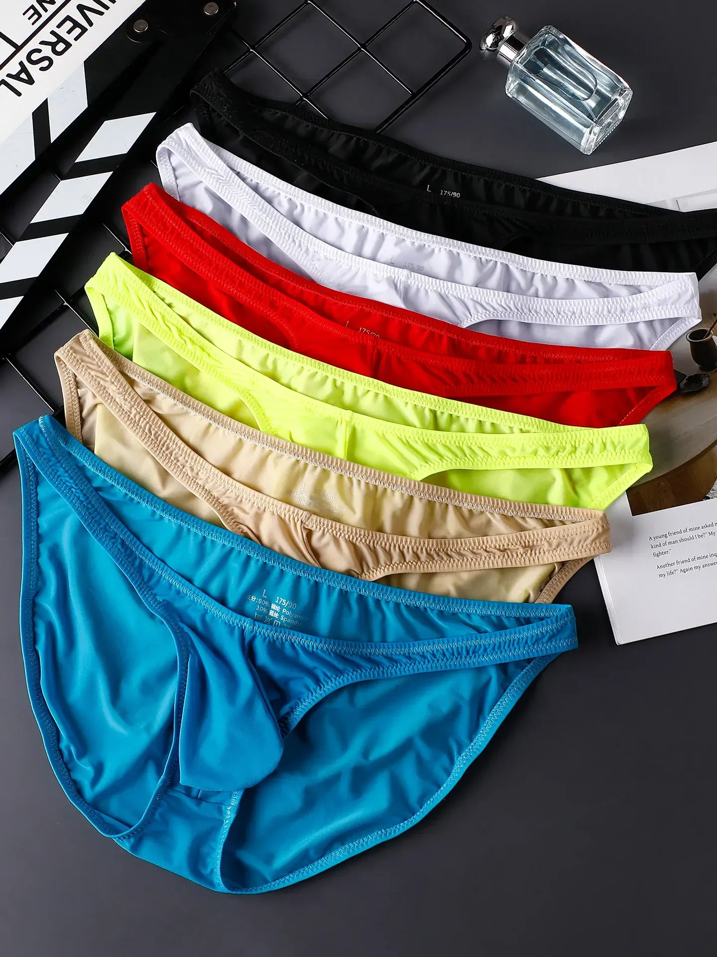 Men's Ice Silk Briefs Sexy Low-Rise U-Pouch Underwear Summer Ultra-Thin Breathable Smooth Panties Quick-Dry Cool Swimming Briefs