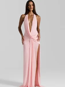 Mozision Gaun Maxi Seksi Punggung Terbuka Leher V Dalam Halter Gaun Wanita Gaun Pesta Klub Belahan Tinggi Paha Tanpa Lengan Tidak Teratur Mode
